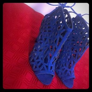 Zigi Soho Kabrina Size 7M Royal Blue